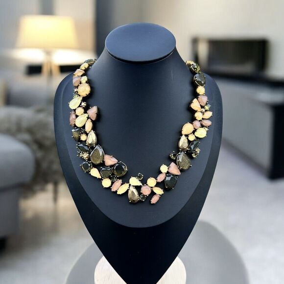 Loft Earth Tone Fairycore Bib Statement Necklace Peach Pink Gold Runway - Picture 1 of 5